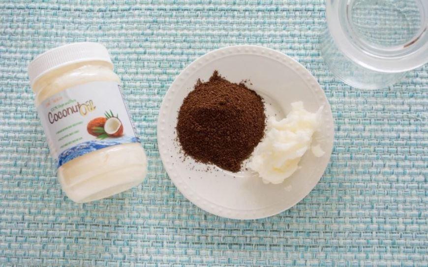 Boost Your Magnesium Intake: Coffee, Magnesium & Coconut Scrub